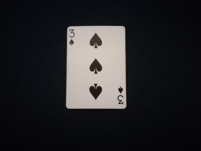 簡単トランプマジック 裏返しにひっくり返るカード 現象2