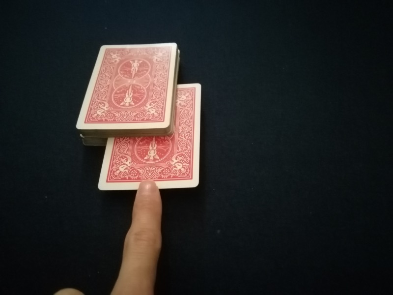 簡単トランプマジック 裏返しにひっくり返るカード 現象3