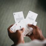 トランプマジック基本テクニック｜アウトジョグとインジョグのやり方