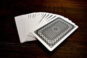 簡単で凄いトランプマジック『エレベーターカード（Easy）』